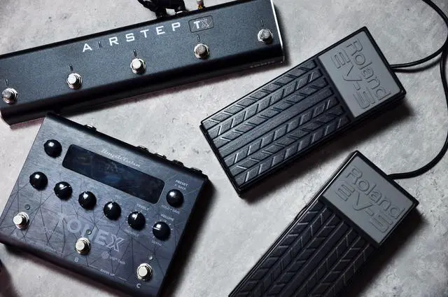 Alt view image 6 of 6 - AIRSTEP TX Edition, TONEX ONE & PEDAL Footswitch, 2 Control Modes(Preset Mode and Effect Mode), 2 Expression Pedal Inputs, Customize Pedal Parameters Through The AIRSTEP TX App