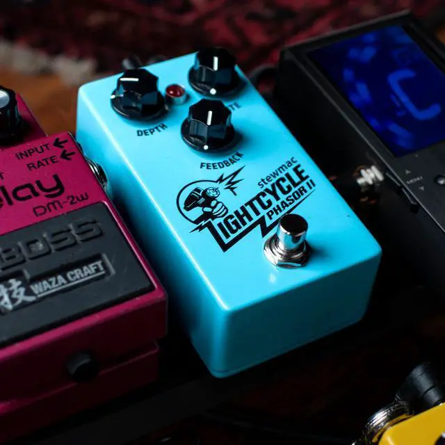 Alt view image 4 of 6 - Lightcycle Phasor II Optical Phaser Pedal Vintage 70s-Inspired Phase Modulation with Depth, Rate, & Feedback Controls