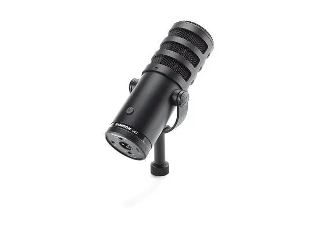 Alt view image 3 of 4 - Q9U XLR/USB Dynamic Broadcast Microphone