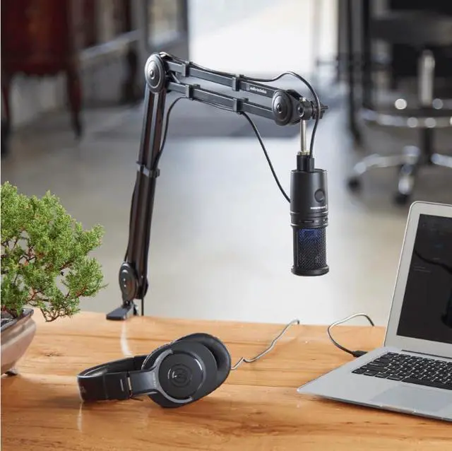 Alt view image 7 of 7 - AT2020USB-X Cardioid Condenser USB Microphone with Microphone Arm + Wind Screen Pop Filter + Cleaning Cloth (4 Items)