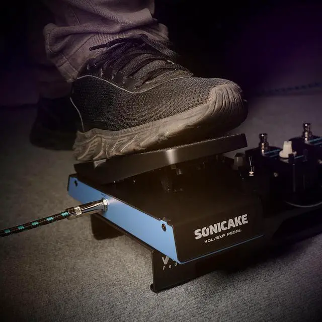Alt view image 7 of 7 - Volume Expression Pedal, Expression EXP & Passive Volume 2 in 1 Combo Guitar Effects Pedal, Full-size Pedal - FlipVol