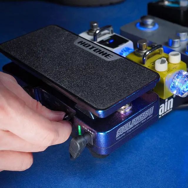 Alt view image 7 of 7 - Wah Active Volume Passive Expression Guitar Effects Pedal Switchable Soul Press II 4 in 1 with Visible Guitar Effects Pedal(Included 1 PCS Additional 15 CM TS Cable)