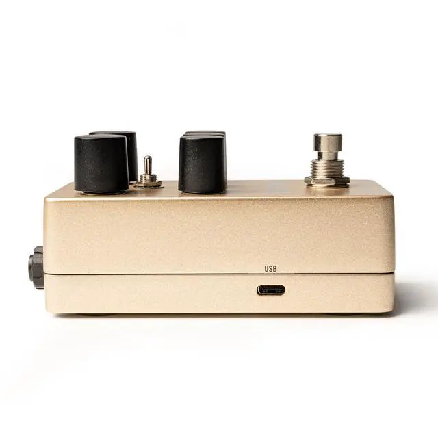 Alt view image 4 of 5 - Heavenly Plate Reverb Effect Pedal