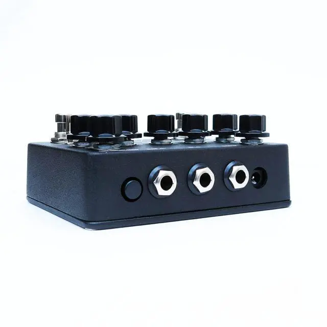 Alt view image 3 of 3 - Dark Side Fuzz Mod Workstation Pedal, Black (KDark)