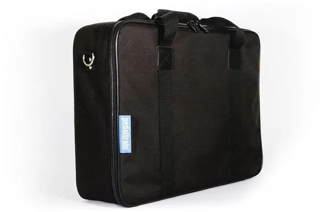 Alt view image 4 of 5 - Classic Jr SC 18 X12.5 Inches Pedalboard with Soft Case