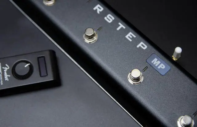 Alt view image 4 of 5 - AIRSTEP MP Edition, Fender Mustang Micro Plus Footswitch, Switch Presets, Toggle Effects, Set Tap Tempo, And Engage The Tuner, Customize Pedal Parameters Through The Fender Tone app