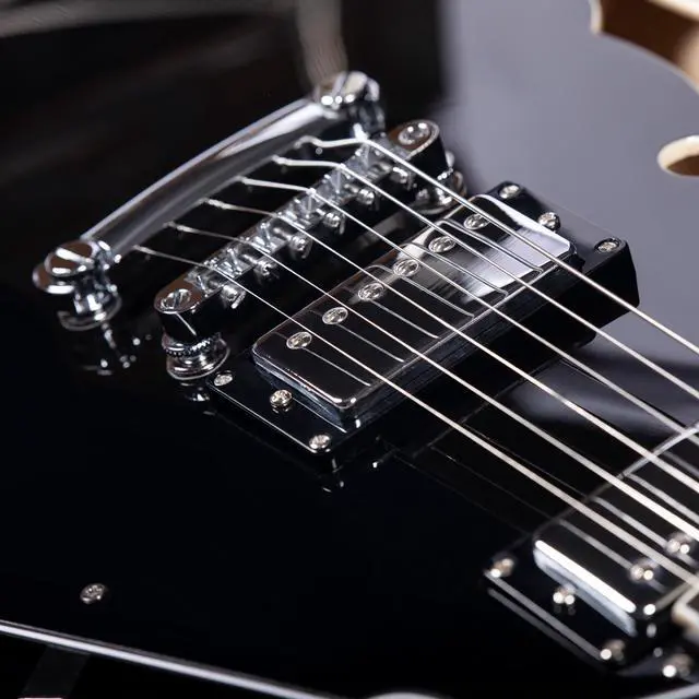 Alt view image 5 of 7 - Semi-Hollow Body Electric Guitar RD-100 Jazz Guitar with F-Hole,Maple neck,humbucker Pickups (Black)