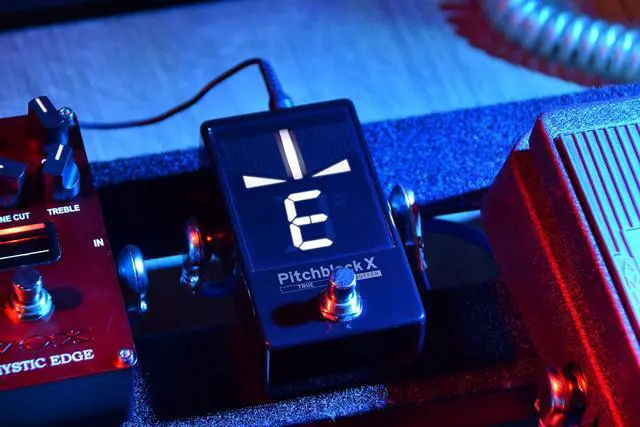 Alt view image 5 of 7 - Pitchblack X Chromatic Guitar Pedal Tuner w/ Four Display Modes and High Visibility Display (PBX)
