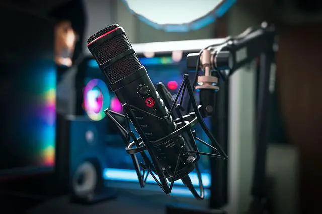 Alt view image 5 of 7 - RØDE X XDM-100 Professional USB Dynamic Microphone and Virtual Mixing Solution For Streamers and Gamers,Black