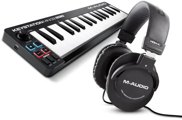 Main image of Keystation Mini 32 MK3 MIDI Controller Bundle with Headphones for Studio Recording, Music Production, Podcasting, Streaming