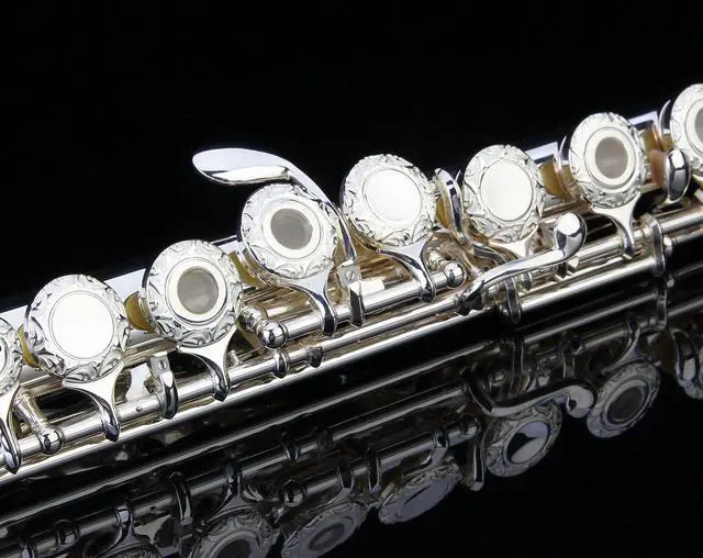 Alt view image 5 of 7 - HAND-ENGRAVED SILVER PLATED HIGH GRADE FLUTE 17 Hole OPEN/CLOSED C Flute With Case, Tuning Rod and Cloth and Gloves,HIGH GRADE HAND ENGRAVED