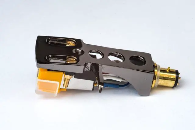 Main image of Titanium plated Headshell, mount, cartridge and stylus, needle for Technics SL 1000, SL 1100, SL 1200, SL 1210, SL 1300, SL 1301, SL 1310, SL 1350, SL 1400, SL 1401, SL 1410, MADE IN ENGLAND