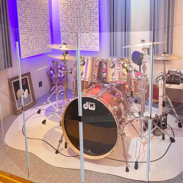 Alt view image 4 of 7 - Portable Drum Shield | 4 Panels 2ft x 5ft | Factory-Installed Full-Length Stainless Steel Hinges | Acrylic Drum Sound Barrier | Cage for Church Use (4 Panels)