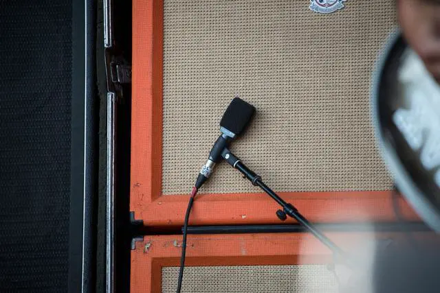 Alt view image 4 of 7 - Professional e 609 Silver Super-Cardioid Instrument Microphone,Wired, Wireless