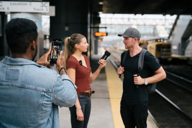 Alt view image 6 of 7 - Pro Audio Profile Wireless 2-Channel All-in-One 2.4 GHz Clip-On & Handheld Microphone System | Includes Receiver, 2 Clip-On Microphones, Portable Charging Bar & Handheld Interview Mic