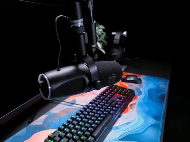 Alt view image 4 of 7 - Cherry NGALE X, Professional USB & XLR Microphone for Recordings & Streaming, XLR and USB Plug & Play, Cardioid, Low-Cut Switch for Gaming, Black