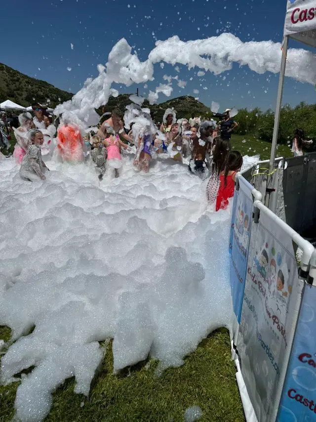 Alt view image 7 of 7 - Professional Foam Solution; makes 420 gallons of foam party solution