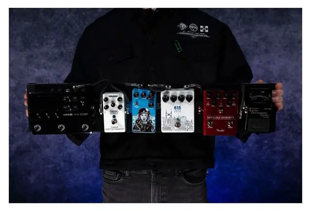Alt view image 6 of 6 - Nano Max Pedalboard 28"x5.5" with Soft Case