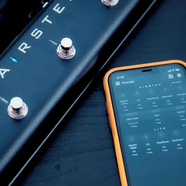 Alt view image 2 of 5 - Airstep Lite MIDI, HID Wireless Controller with 5 Footswitch, 300H Playtime, Support DAW(Cubase, Ableton Live), Plugin(Bias Fx, Neural DSP), Youtube Video, Page, Atem, Hands Free Controller