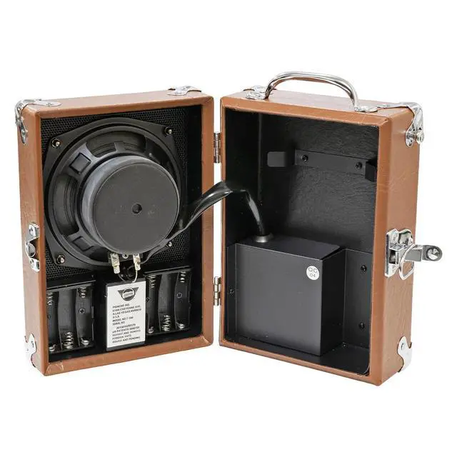 Alt view image 4 of 7 - Pignose Legendary 7-100 Portable Guitar Amplifier with Bundle Featuring AC Power Supply, Cable, Can Operate on Batteries - Brown Tolex Finish BR