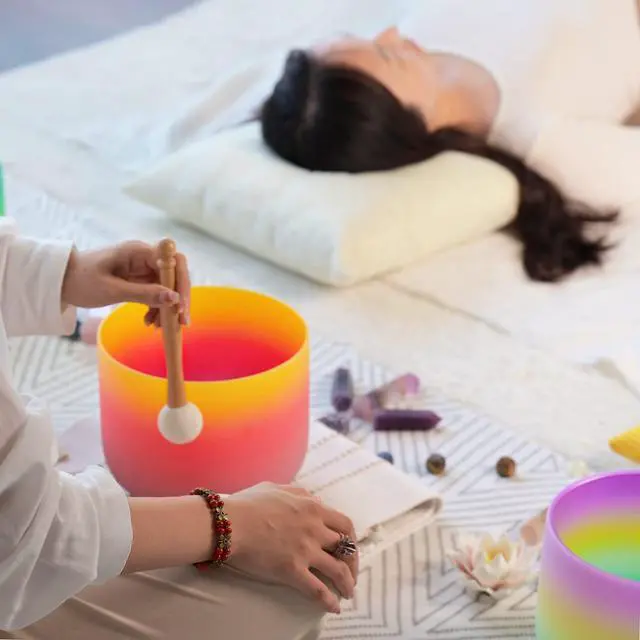 Alt view image 6 of 7 - 440HZ 8 Inch Rainbow Colored E Note Solar Plexus Chakra Frosted Quartz Crystal Singing Bowl for Sound Healing and Meditation
