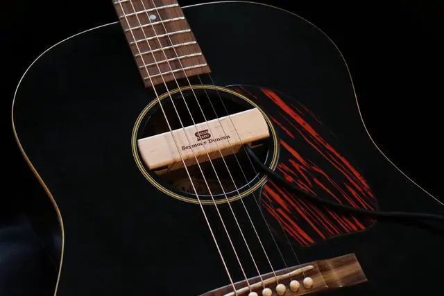 Alt view image 2 of 4 - Woody Single Coil - Maple - Acoustic Guitar Pickup