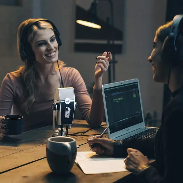 Alt view image 5 of 7 - Podcaster Essentials Kit