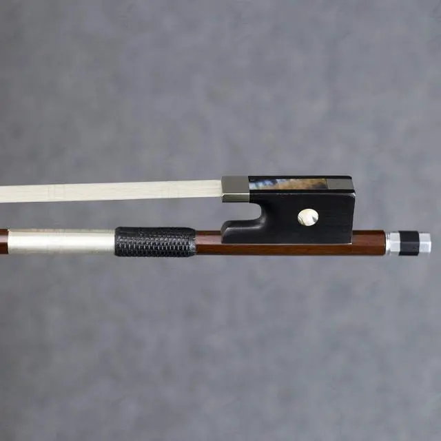 Alt view image 3 of 7 - 4/4 Size Master Pernambuco Violin Bow
