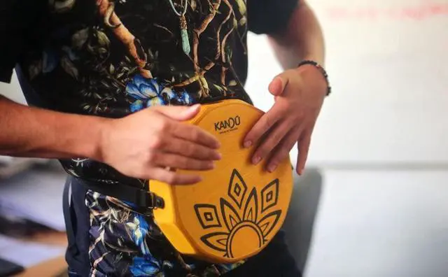 Alt view image 4 of 4 - KTÄK -The First Handcrafted, Hand Drum Percussion, Two-Sound Cajón Body Snare, Portable Cajon by Kandu with Carry Case (Black)