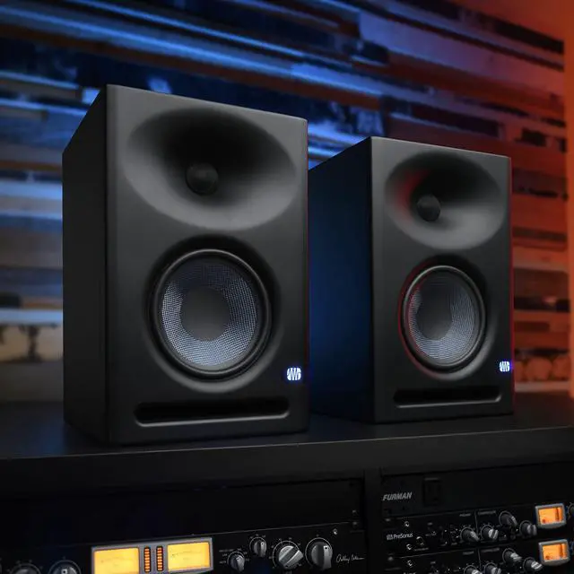 Alt view image 2 of 6 - Eris E7 XT 2-Way Active Studio Monitor with EBM Waveguide (Pack of 1)