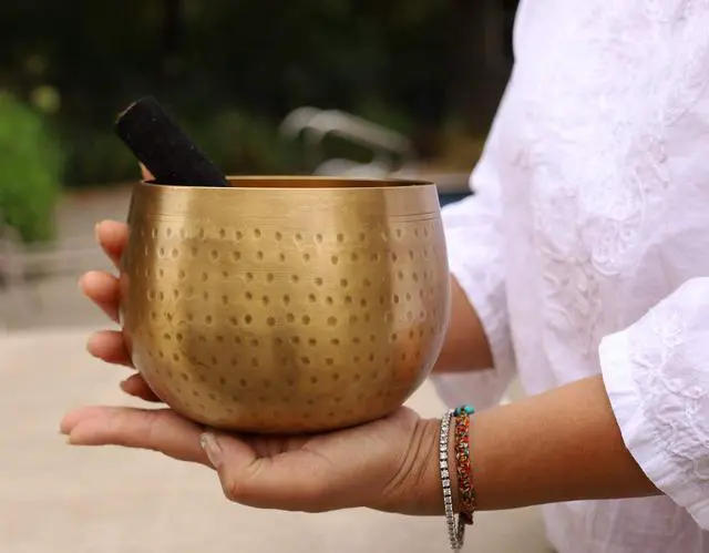 Alt view image 2 of 7 - Tibetan Ring Gong Meditation Singing Bowl Mallet Cushion Set (Jumbo)