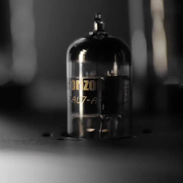 Alt view image 4 of 6 - Horizon Series 12AU7-AT / ECC82 Vacuum Tube Amplifier Matched Pair (2 PACK)