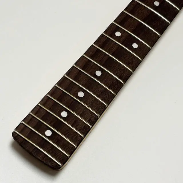 Alt view image 7 of 7 - Strat Guitar Neck 22 Frets, 25.5'' Maple Wood Modern C Shape ST Guitar Necks with Radius 9.5'' Rosewood Fretboard Medium Jumbo Fret for Stratocaster Guitar Parts Replacement