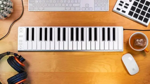 Alt view image 2 of 6 - Xkey 37 Ultra-Thin MIDI Controller Keyboard, Apple-Style Aluminum Body, Polyphonic Aftertouch, Ultra-Low Latency, 37 Full-Size Smart Velocity-Sensitive Keys, USB-C Plug & Play(Includes Xcable)