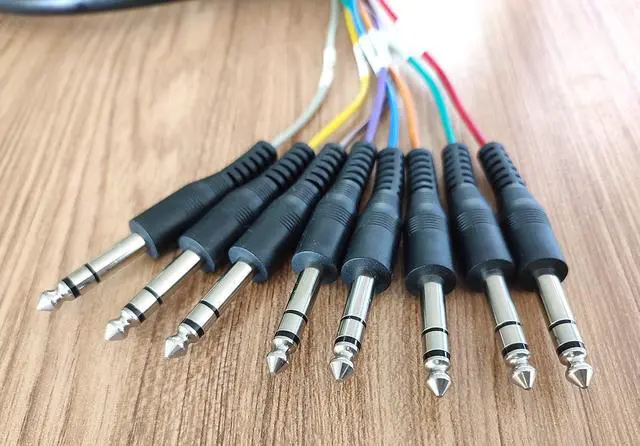 Alt view image 4 of 6 - Balanced Snake DB25 TRS Interface to 1/4" TRS Analog Recorder Interface Cable 8 Channel (9.84 Feet) 25-Pin