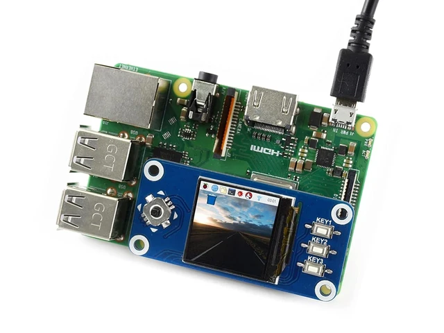 Alt view image 10 of 12 - 1.3 Zoll LCD Display HAT for Raspberry Pi, 240x240 IPS, SPI, Joystick & 3X Buttons