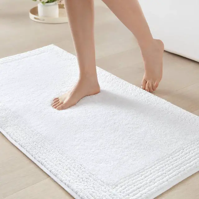 Alt view image 3 of 7 - 1 PCS 24x36" 100% Cotton Tufted 3000 GSM Reversible Bath Rug White