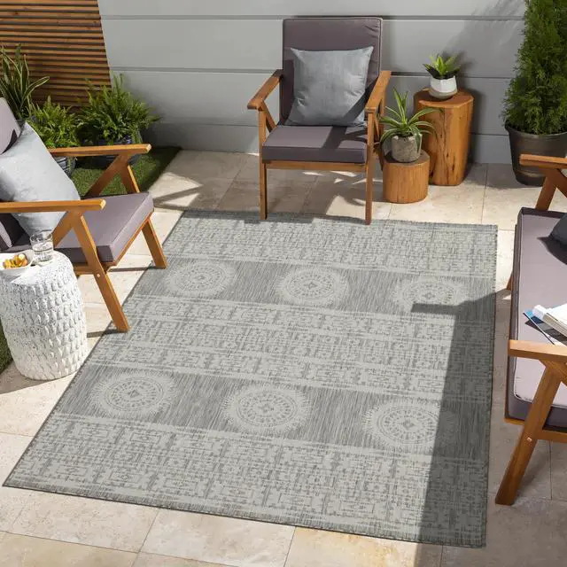 Alt view image 3 of 4 - Sunshine GC_HAR2024 Silver 5 ft. 3 in. x 7 ft. 3 in. Indoor/Outdoor Area Rug