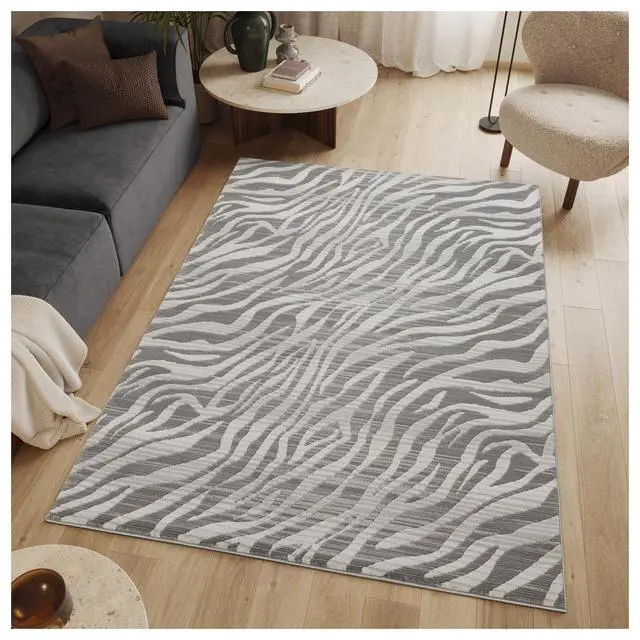 Alt view image 2 of 6 - Geometrix GC_DIM1008 Gray 5 ft. 3 in. x 7 ft. 3 in. Area Rug