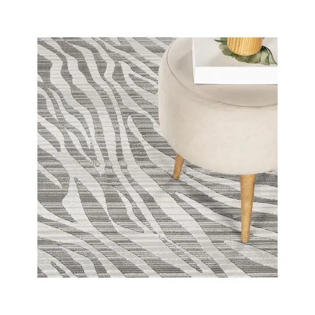 Alt view image 6 of 6 - Geometrix GC_DIM1008 Gray 5 ft. 3 in. x 7 ft. 3 in. Area Rug