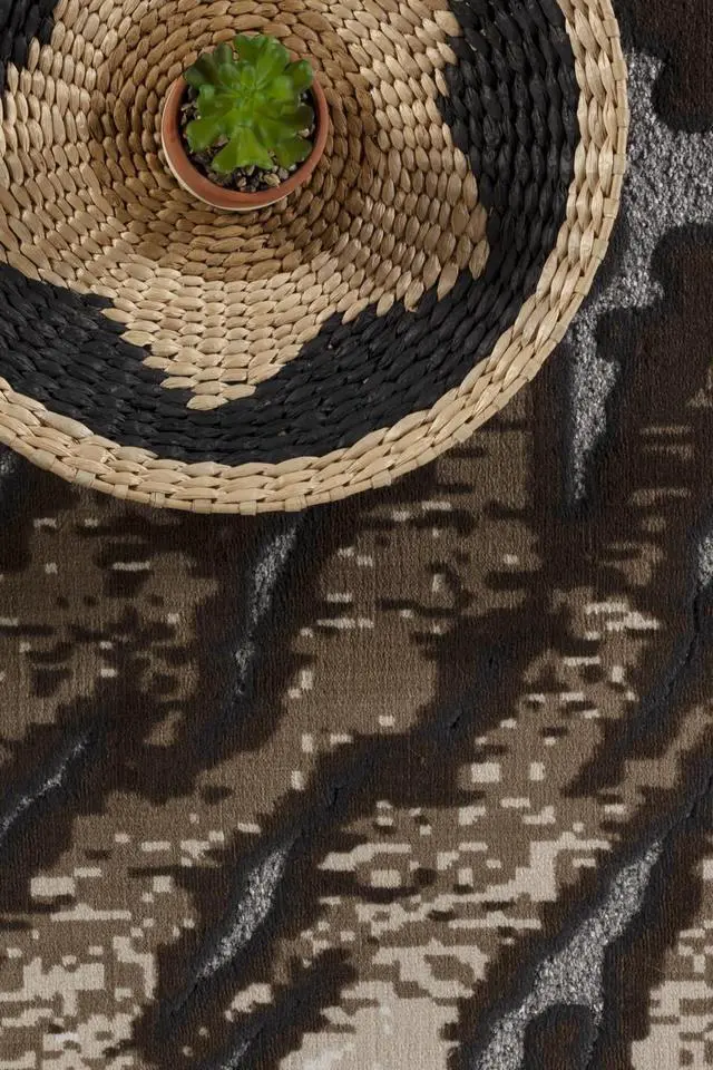 Alt view image 3 of 5 - Hide GC_CHD1001 Brown 7 ft. 10 in. x 10 ft. 3 in. Area Rug