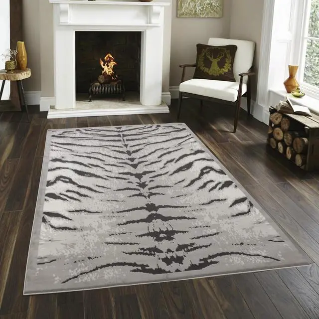 Alt view image 2 of 5 - Hide GC_CHD1005 Gray 7 ft. 10 in. x 10 ft. 3 in. Area Rug