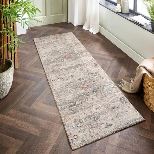 Main image of Majestic GC_RYL1003 Green 2 ft. 7 in. x 9 ft. 10 in. Area Rug