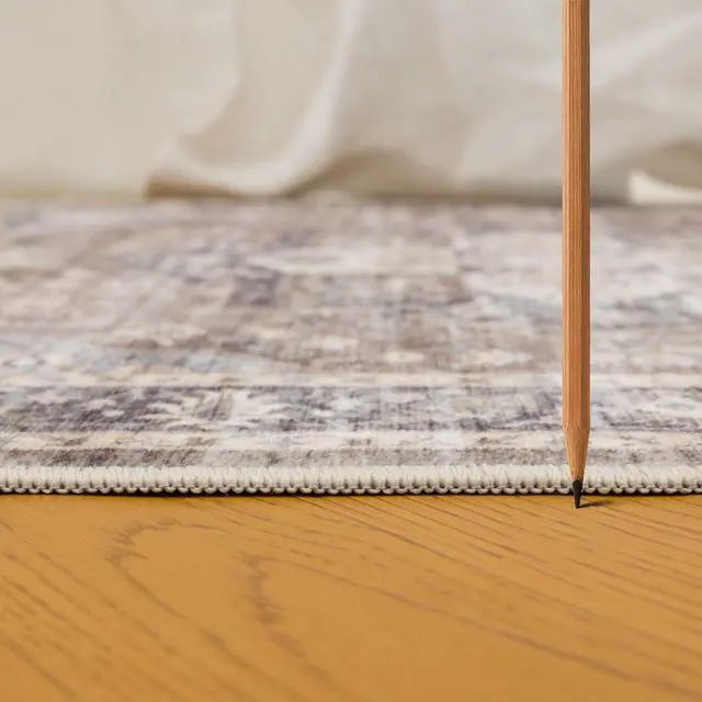Alt view image 3 of 7 - Premier GC_HAM4006 5x7 Brown Area Rug