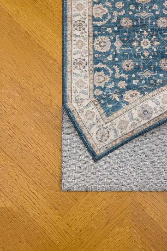 Alt view image 3 of 7 - Premier GC_HAM4007 5x7 Navy Area Rug