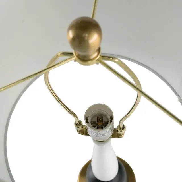 Alt view image 6 of 7 - 11x11x30.2" Metal Table Lamp