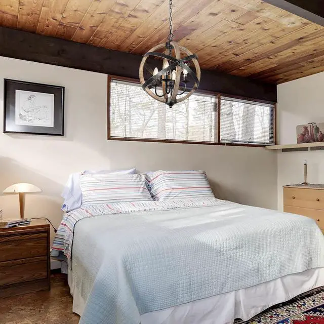 Alt view image 5 of 7 - Farmhouse Chandelier Light Fixtures?4-Light Dining Room Light Fixtures Height Adjustable?Rustic Wood Light Fixtures Ceiling Hanging for Kitchen, Living Room, Hallway, Bedroom, Foyer Entryway