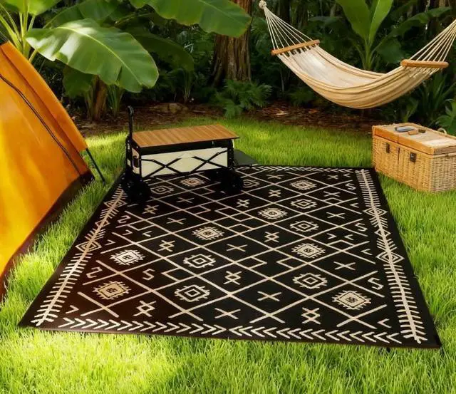 Main image of Easy to Carry Outdoor Rug,Patio Rug,Reversible Outdoor Rug, Waterproof Plastic Straw with Carry Bag