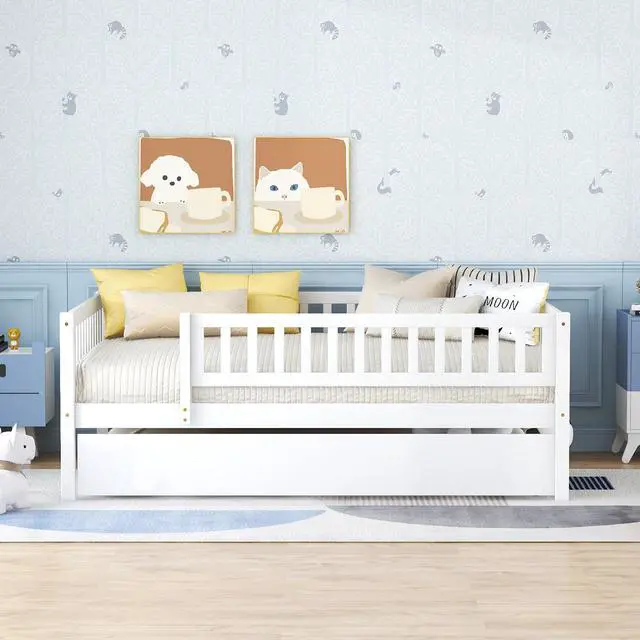 Alt view image 2 of 7 - Full Size Wood Daybed With Trundle And Fence Guardrails, White
