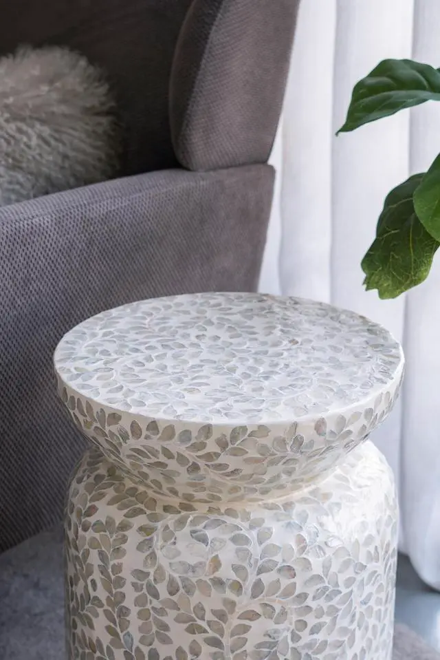 Alt view image 5 of 7 - 14x14x20" Round Bamboo Accent Table with White Capiz Shell Design